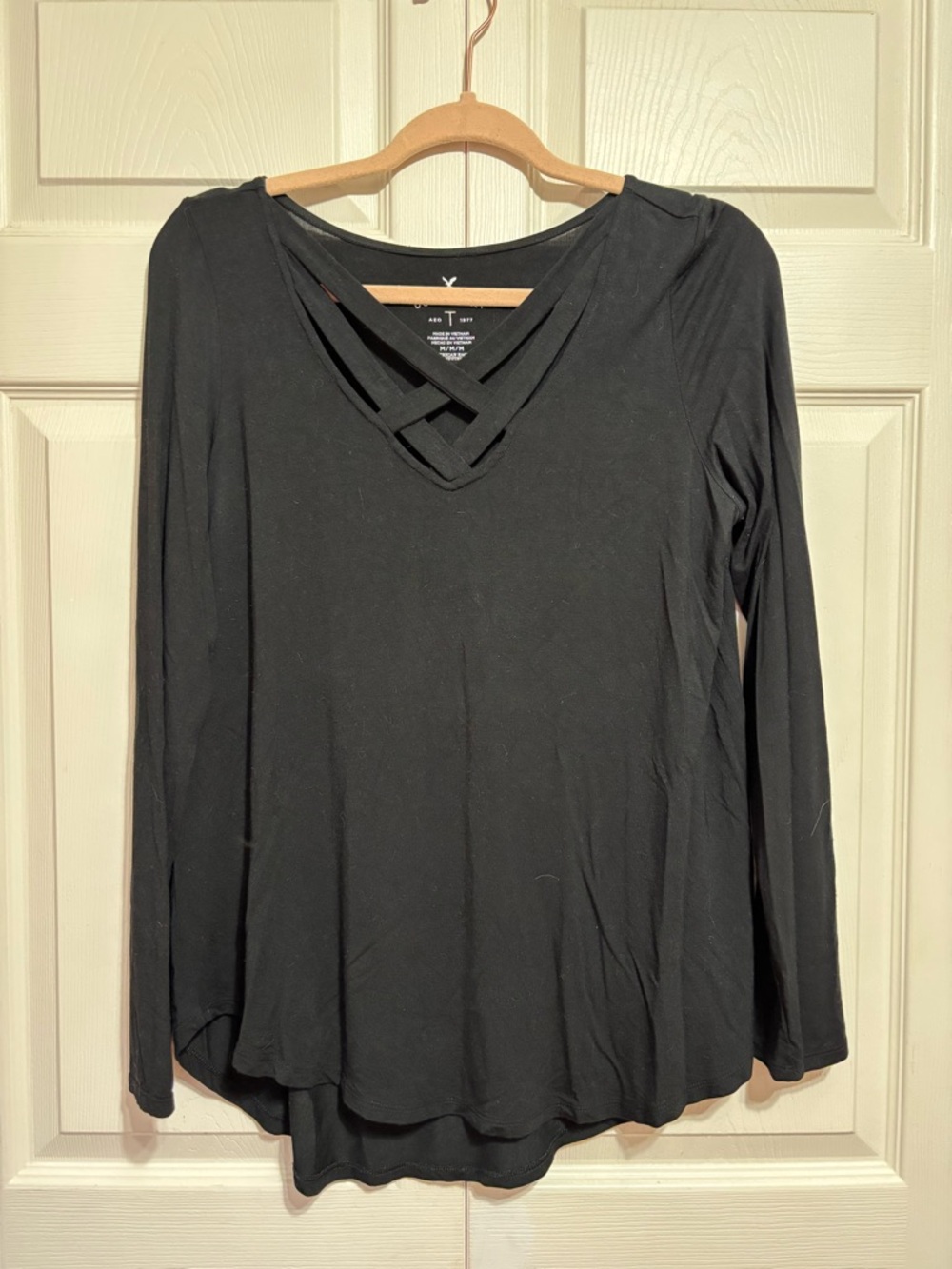 American Eagle Outfitters Black Crisscross V-Neck Long Sleeve Top